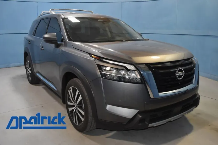 2024 Nissan Pathfinder Platinum photo 1