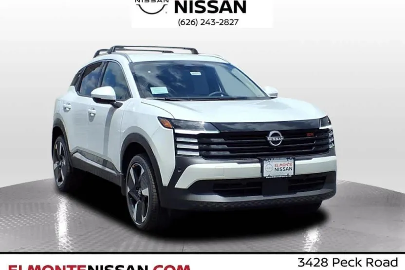 2025 Nissan Kicks SR photo 1