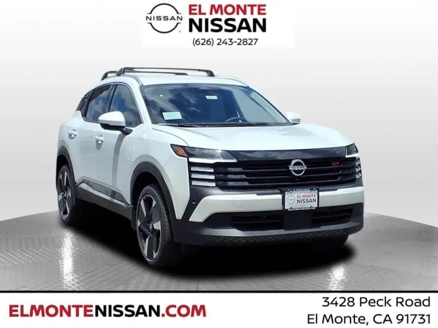 2025 Nissan Kicks SR photo 1