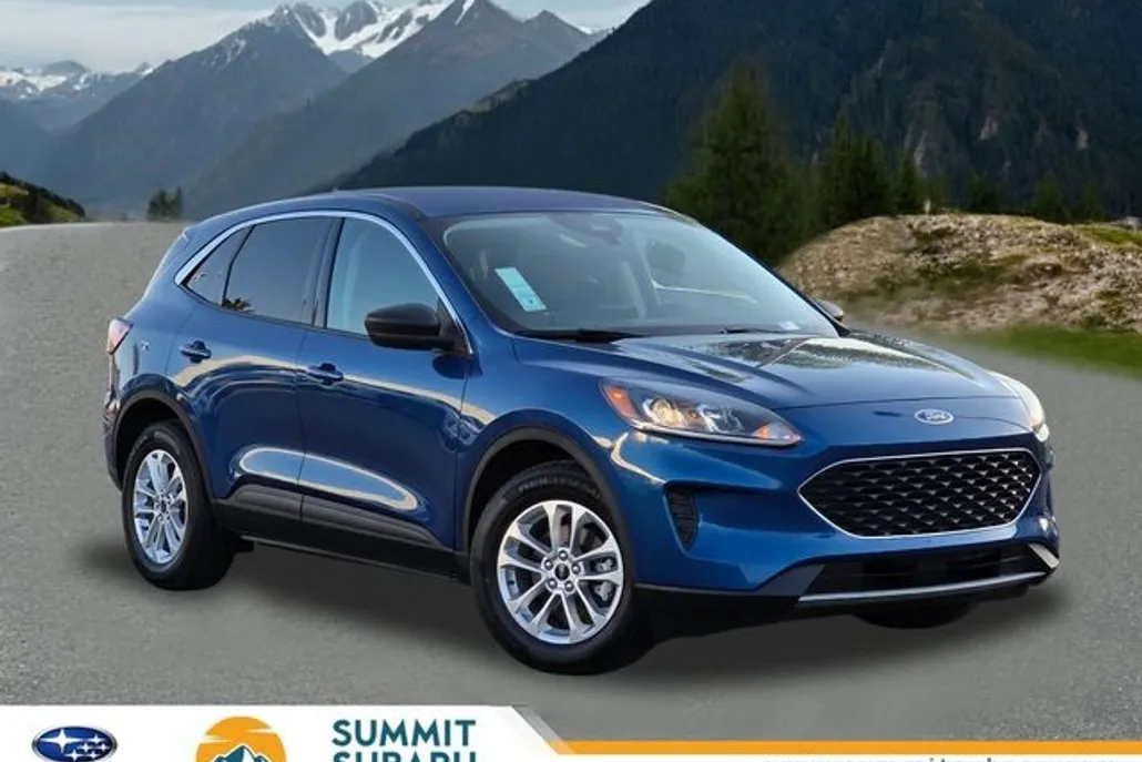 2022 Ford Escape SE photo 1