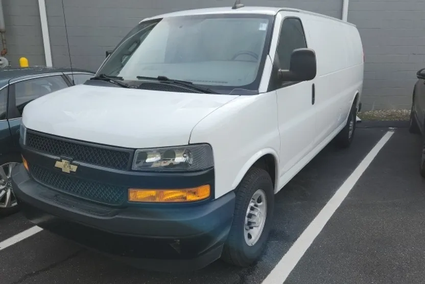2022 Chevrolet Express 2500 Work Van Cargo photo 1