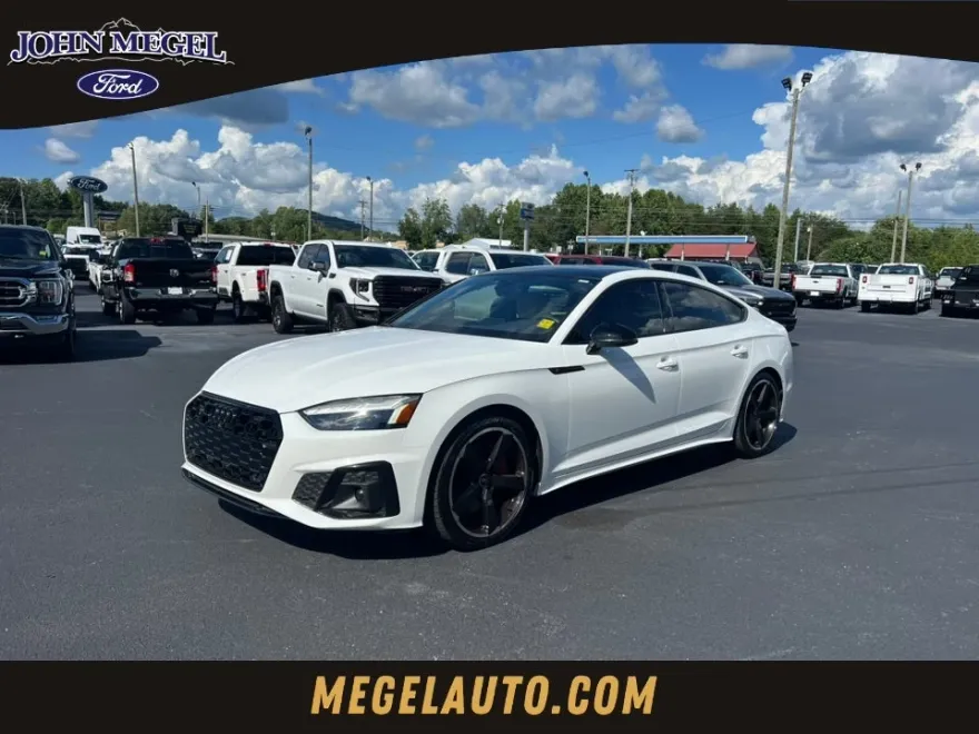 2023 Audi A5 45 S line Premium Plus Quattro photo 1