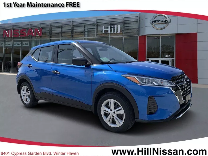 2025 Nissan Kicks Play S photo 1