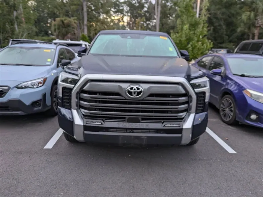 2023 Toyota Tundra Limited photo 1