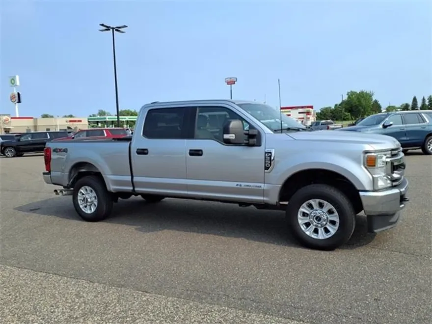 2022 Ford F-350 XL photo 1