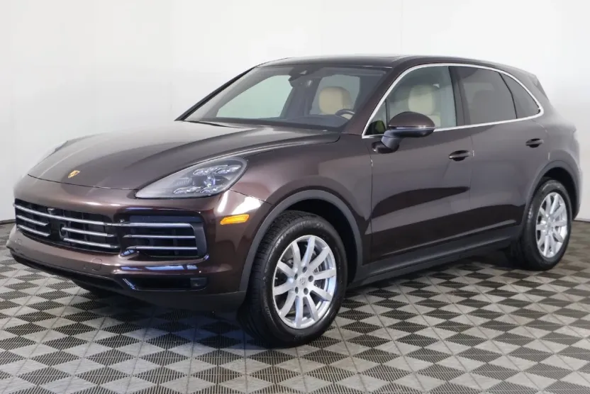 2022 Porsche Cayenne Base photo 1