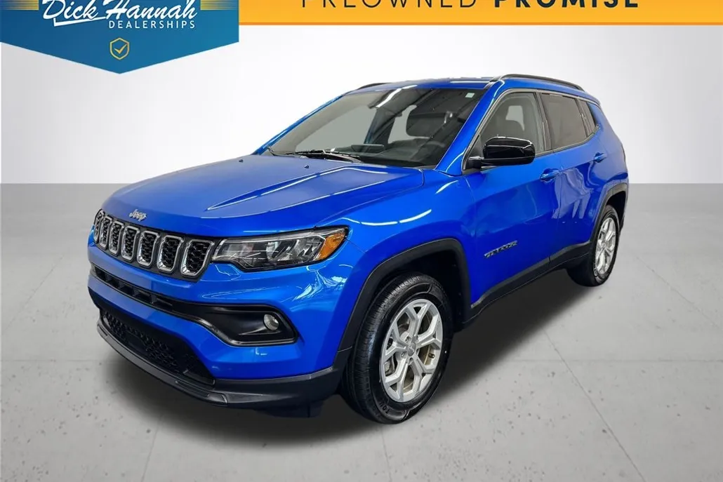 2024 Jeep Compass Latitude photo 1