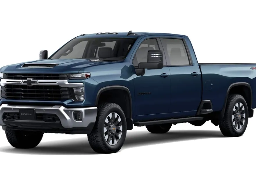 2026 Chevrolet Silverado LT photo 1