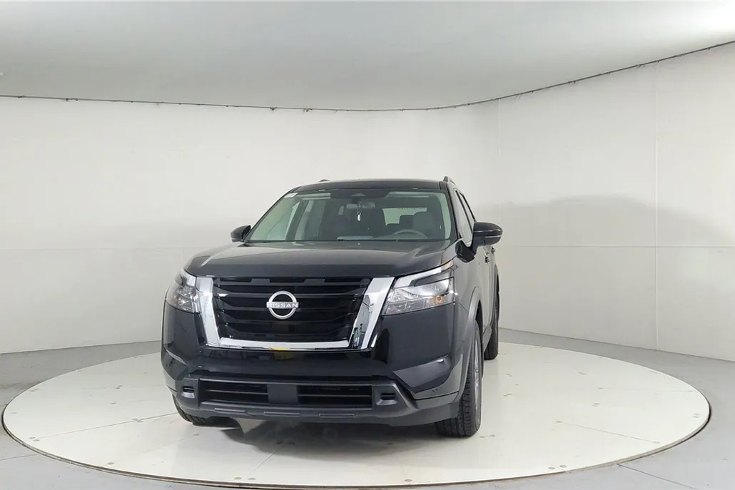 2025 Nissan Pathfinder SV photo 1