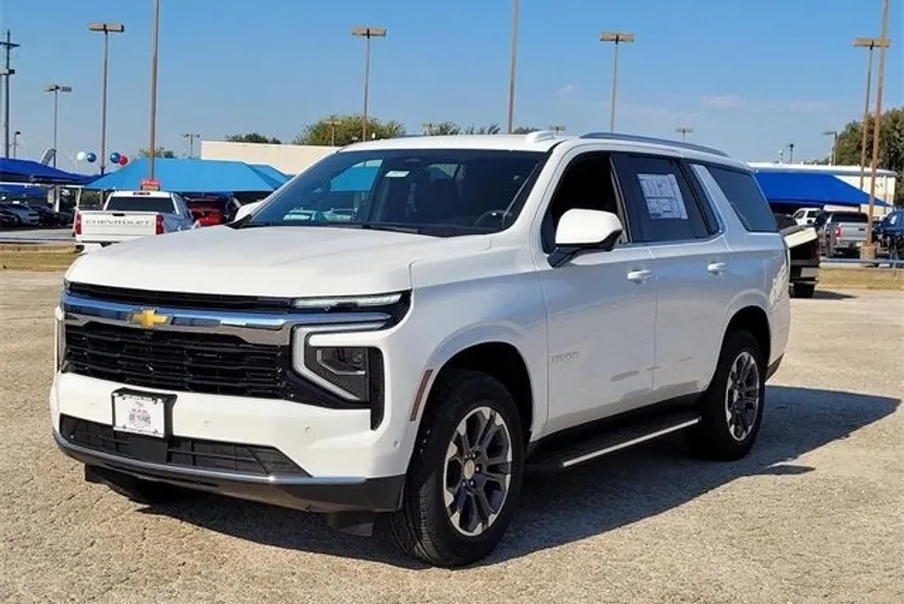 2026 Chevrolet Tahoe LS photo 1
