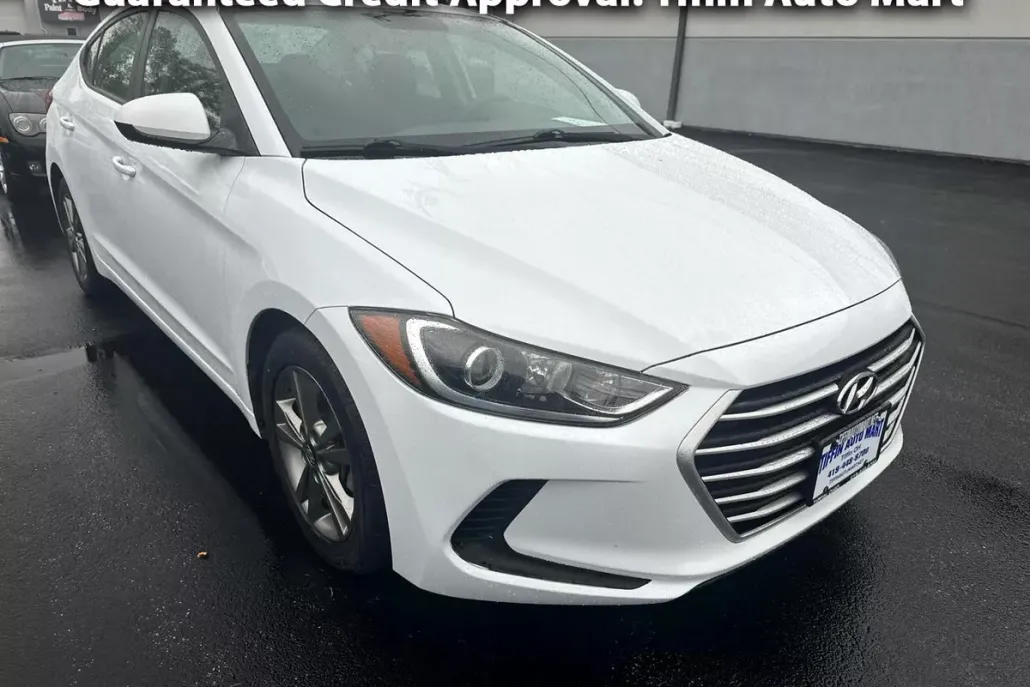 2018 Hyundai Elantra SEL photo 1