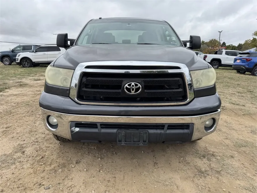 2011 Toyota Tundra Base photo 1