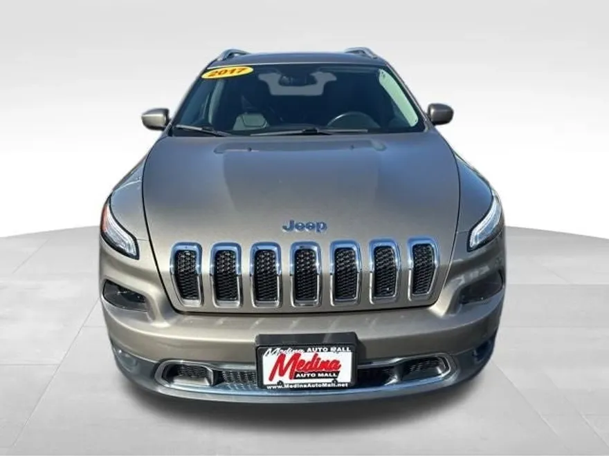 2017 Jeep Cherokee Limited photo 1