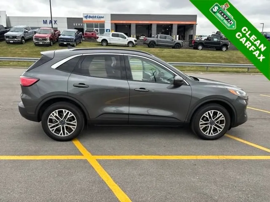 2020 Ford Escape SEL photo 1