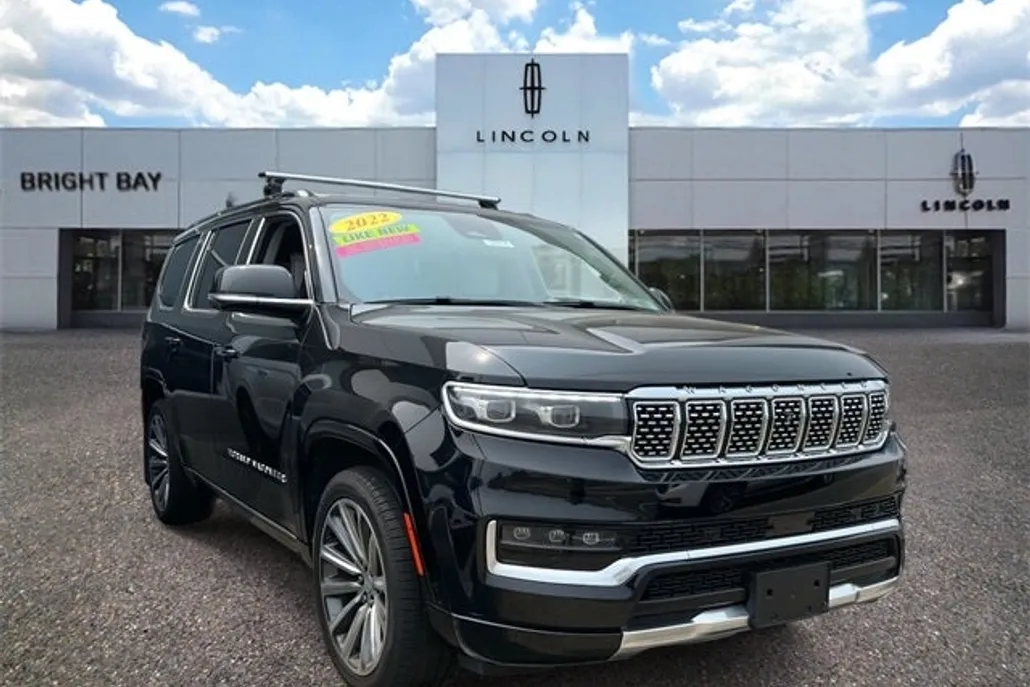 2022 Jeep Grand Wagoneer II photo 1