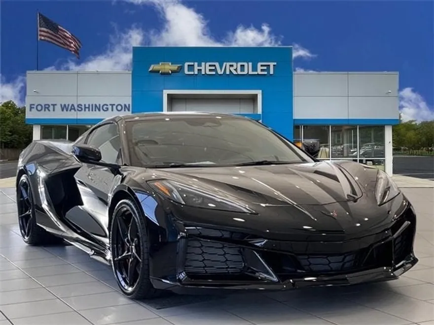 2025 Chevrolet Corvette E-Ray 2LZ photo 1