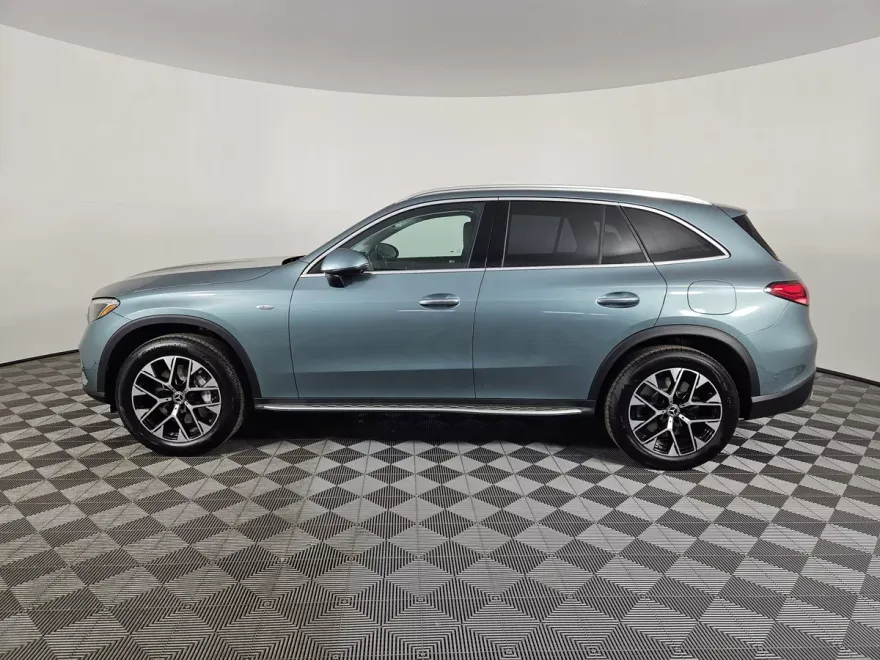 2025 Mercedes Benz GLC 350e 4MATIC photo 1