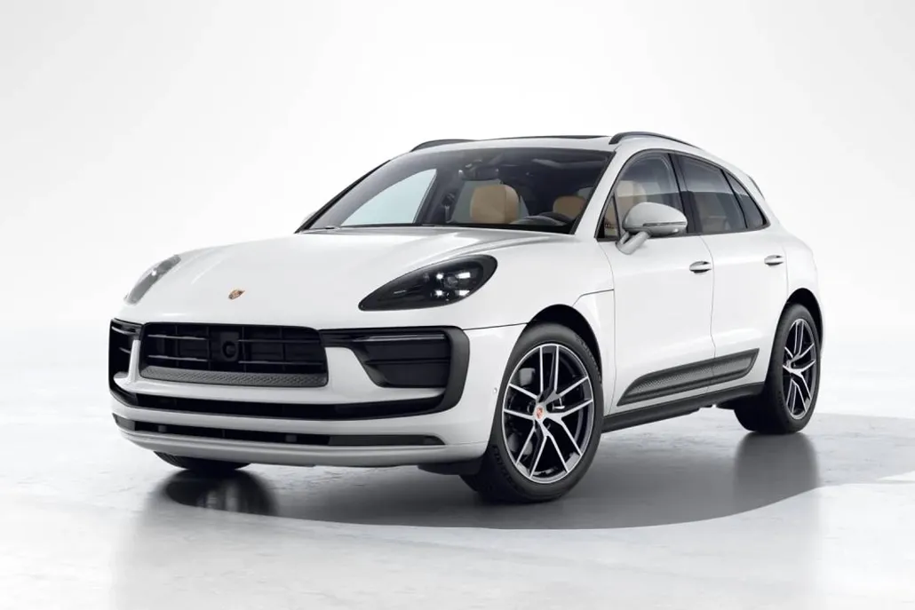 2026 Porsche Macan T photo 1