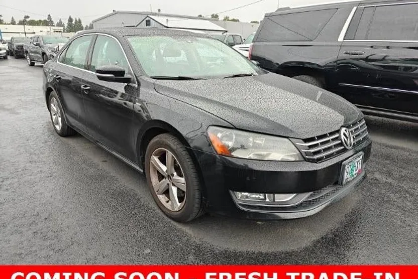 2015 Volkswagen Passat S photo 1