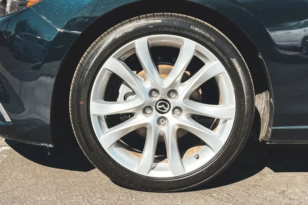 2017 Mazda Mazda6 Touring photo 1