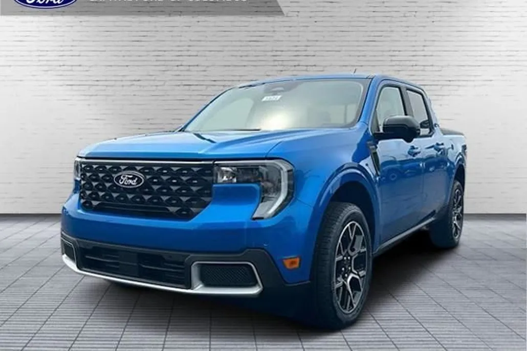 2025 Ford Maverick Lariat photo 1