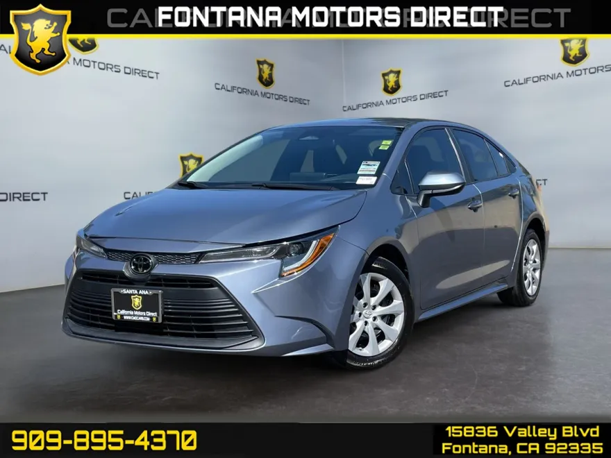 2023 Toyota Corolla LE photo 1