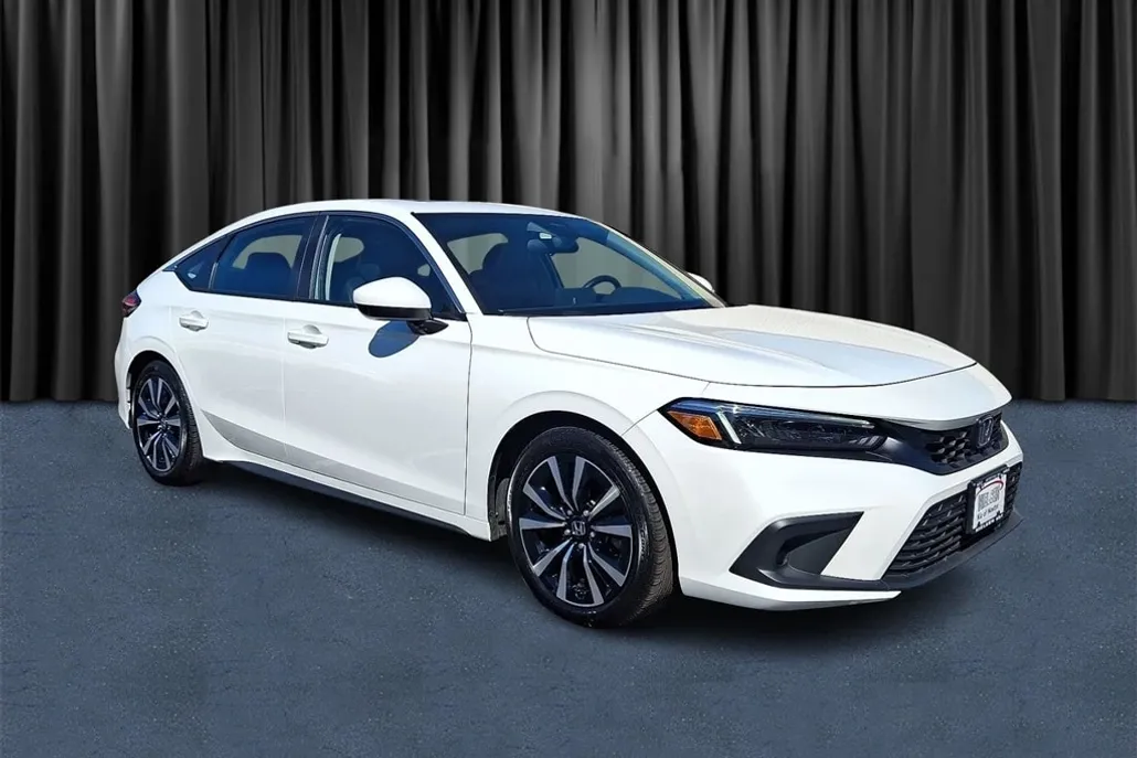 2023 Honda Civic EX-L Hatchback photo 1