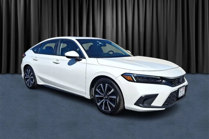 2023 Honda Civic EX-L Hatchback photo 1