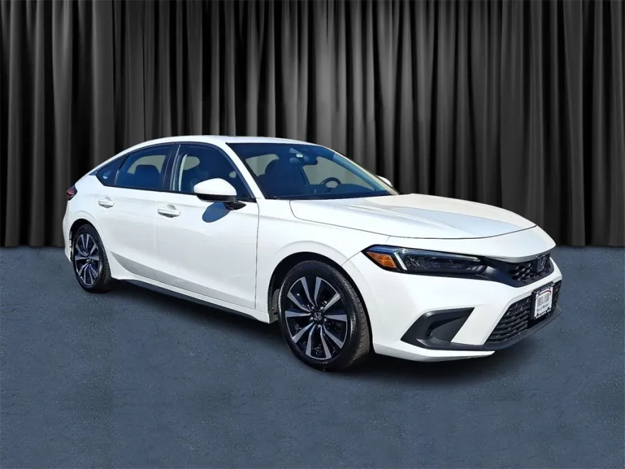 2023 Honda Civic EX-L Hatchback photo 1