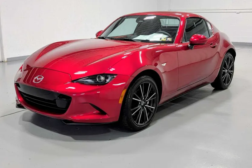 2024 Mazda MX-5 Miata Miata RF Grand Touring photo 1