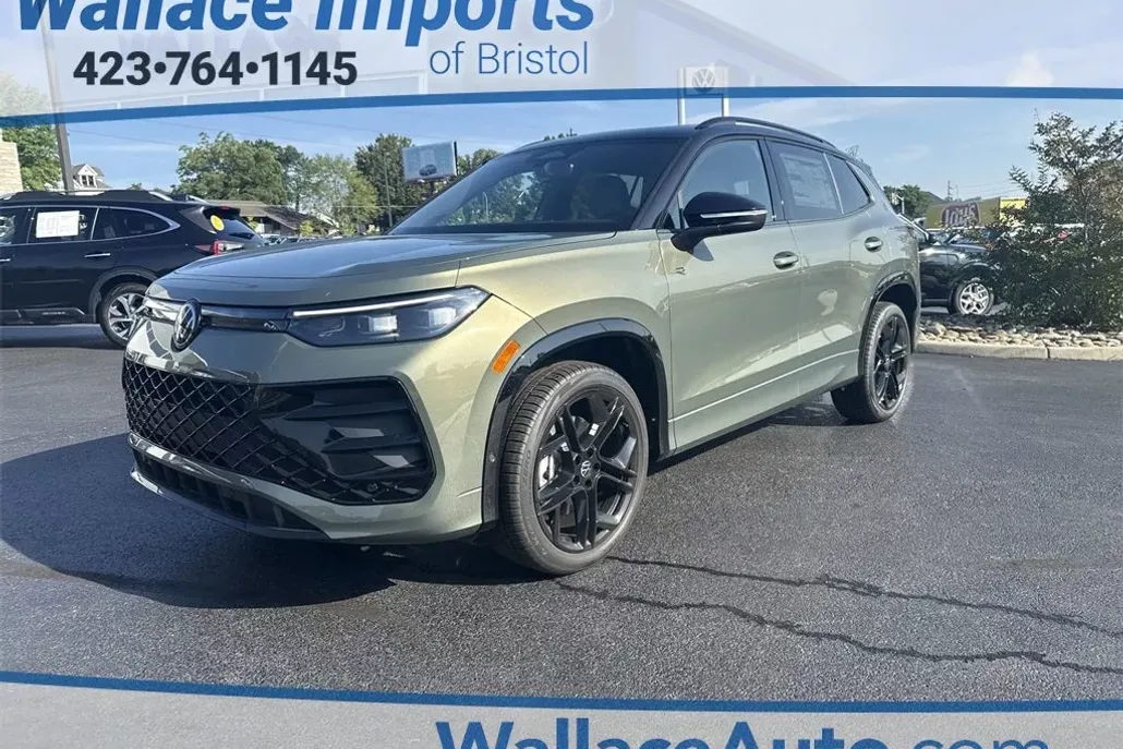 2025 Volkswagen Tiguan SE R-Line Black photo 1