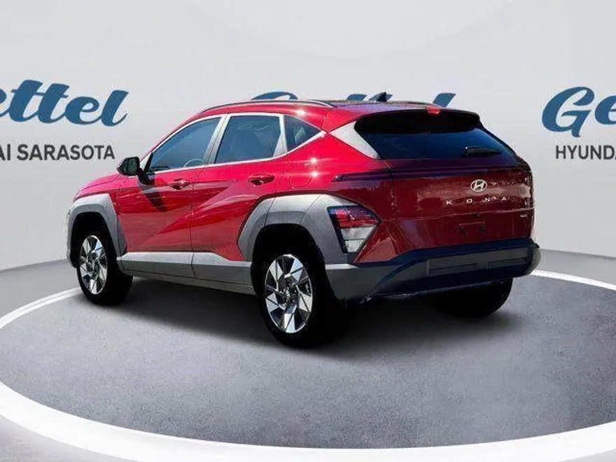 2025 Hyundai Kona SEL photo 1