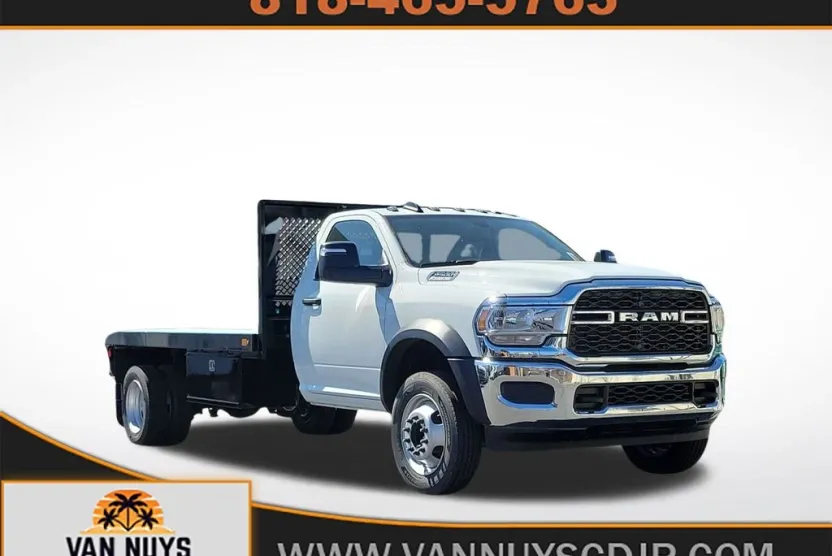 2023 Ram 5500 Tradesman photo 1