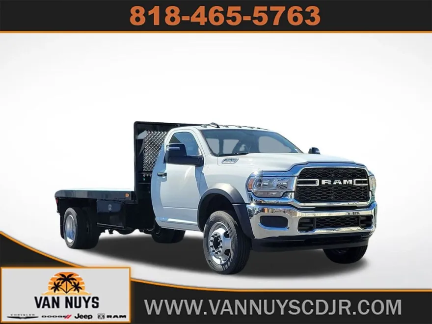 2023 Ram 5500 Tradesman photo 1