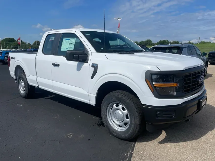2025 Ford F-150 XL photo 1
