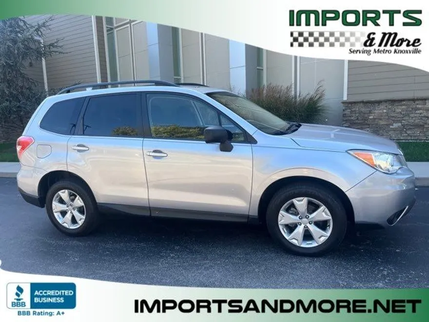 2016 Subaru Forester 2.5i Premium photo 1