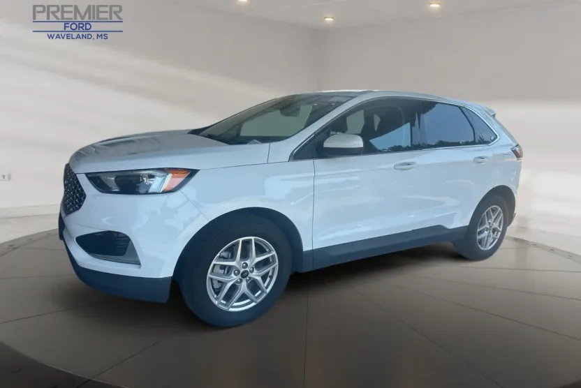 2024 Ford Edge SEL photo 1