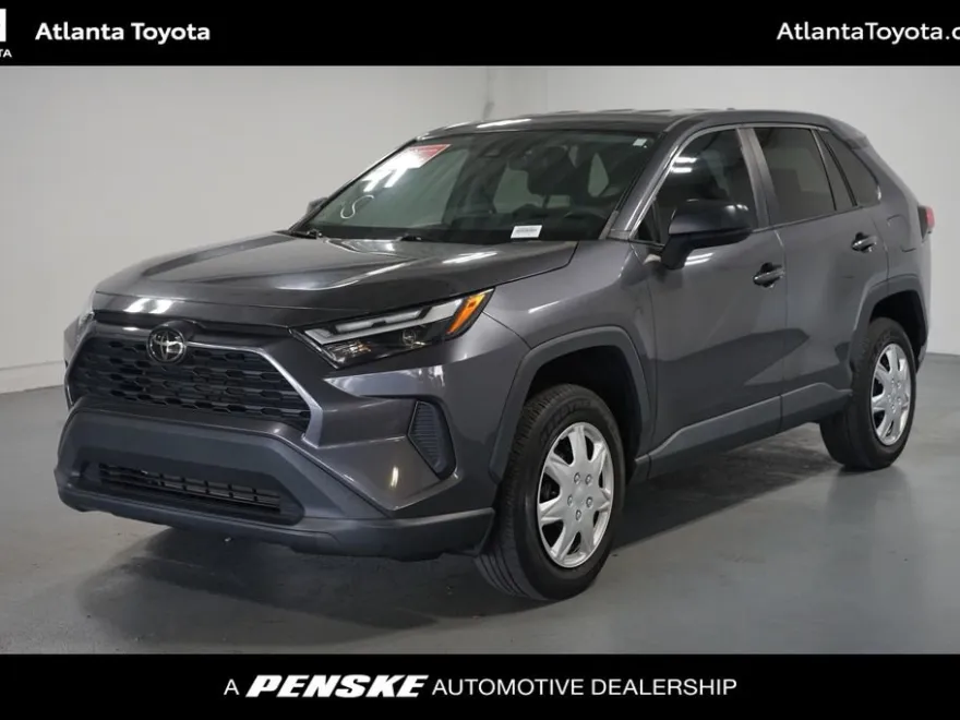2023 Toyota RAV4 LE photo 1