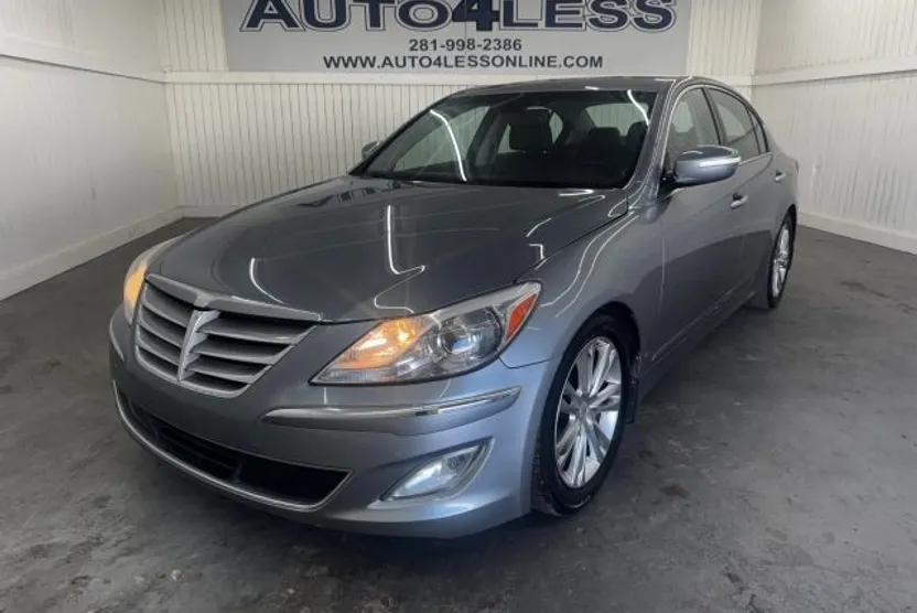 2014 Hyundai Genesis 3.8 photo 1