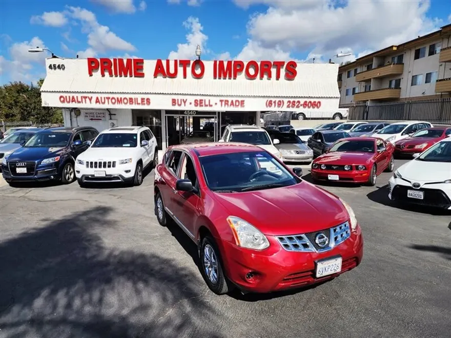 2012 Nissan Rogue S photo 1
