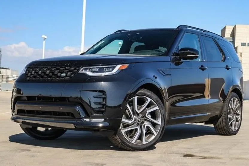 2025 Land Rover Discovery SE photo 1