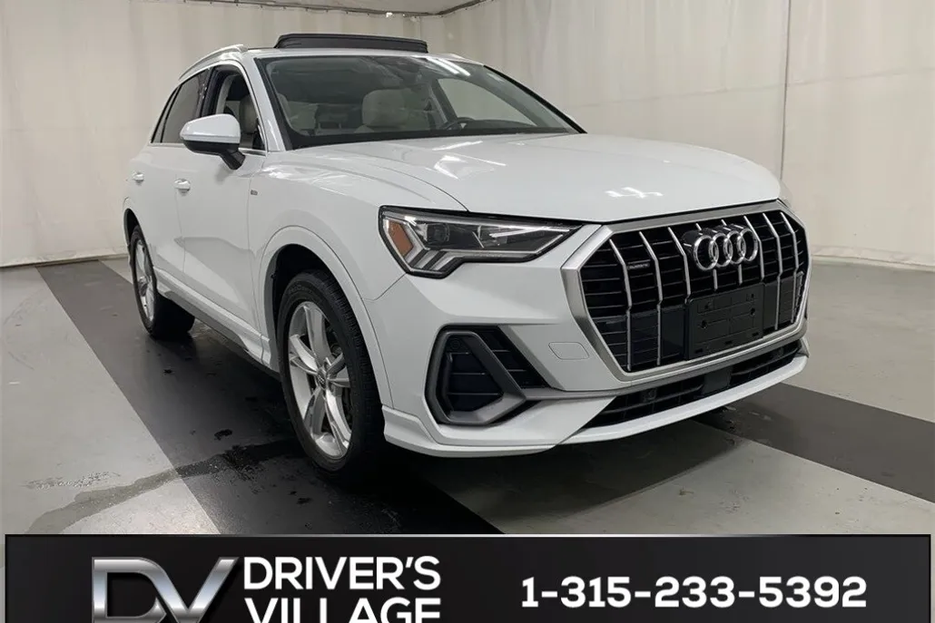 2020 Audi Q3 Premium Plus S line photo 1