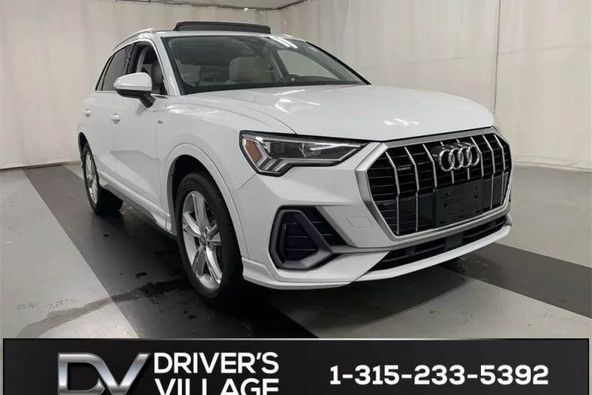 2020 Audi Q3 Premium Plus S line photo 1