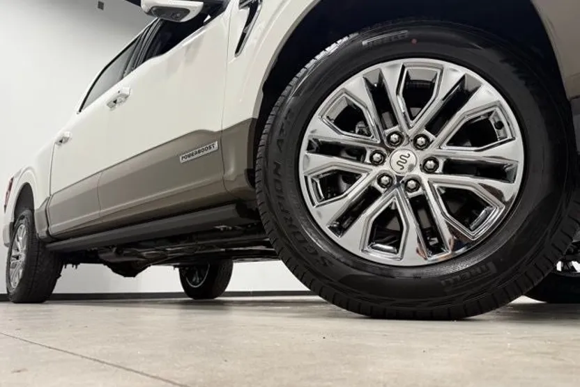 2025 Ford F-150 King Ranch photo 1