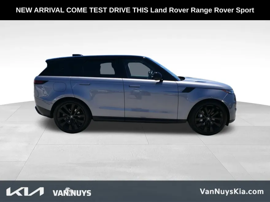 2024 Land Rover Range Rover Sport SE photo 1