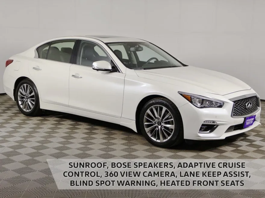 2022 Infiniti Q50 LUXE photo 1