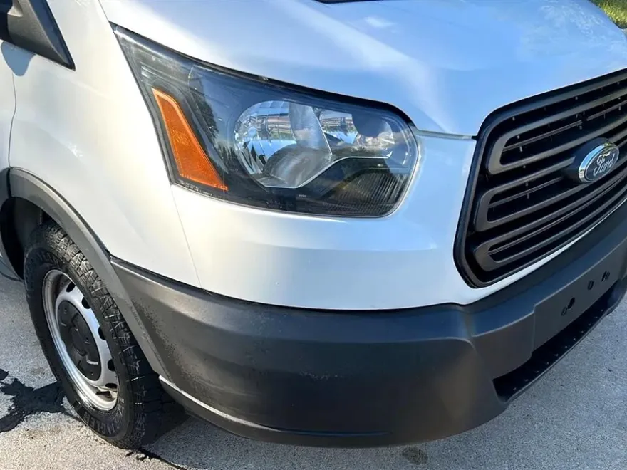 2018 Ford Transit Van photo 1