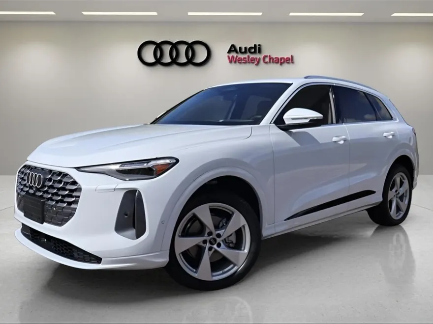 2025 Audi Q5 2.0T Premium Plus photo 1