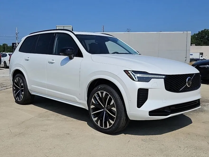 2026 Volvo XC90 photo 1