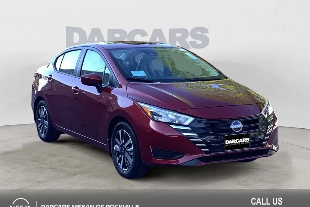 2025 Nissan Versa 1.6 SV photo 1